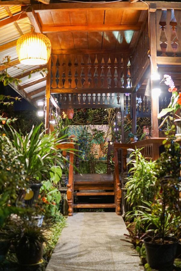 Rumah Kayu Sulawesi Antique 贝都古 外观 照片
